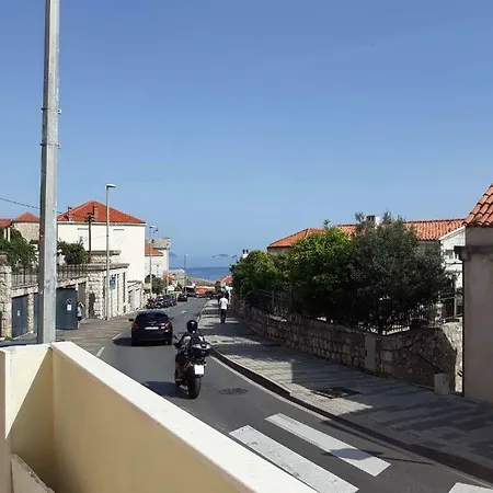 Few Steps From The Old Town * דוברובניק